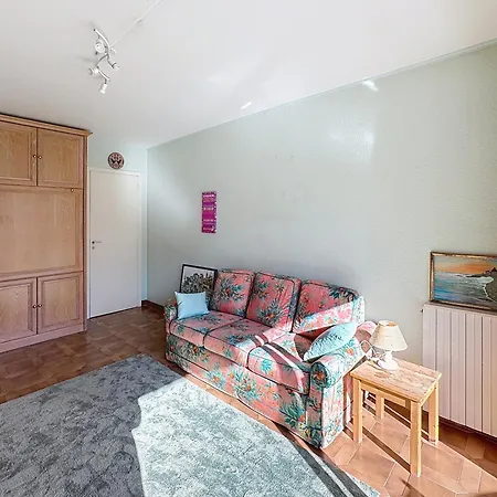 Hello Apartment