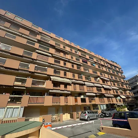 Apartment Hello
